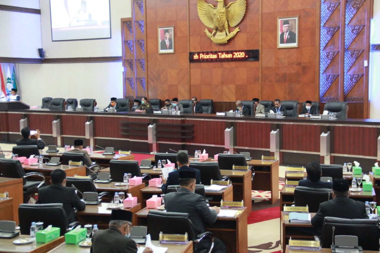 DPRA Setujui Pembahasan Tingkat II Delapan Raqan Prioritas 2020