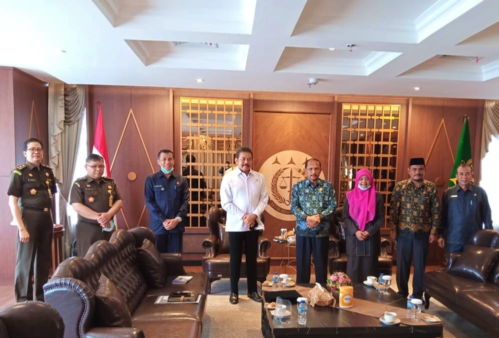 Tim Pemerintah Aceh Dan Mahkamah Syariah Kunjungi MA