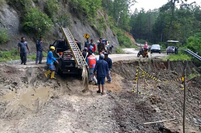 Kondisi Jalan Isaq-Linge Aceh Tengah Semakin Parah