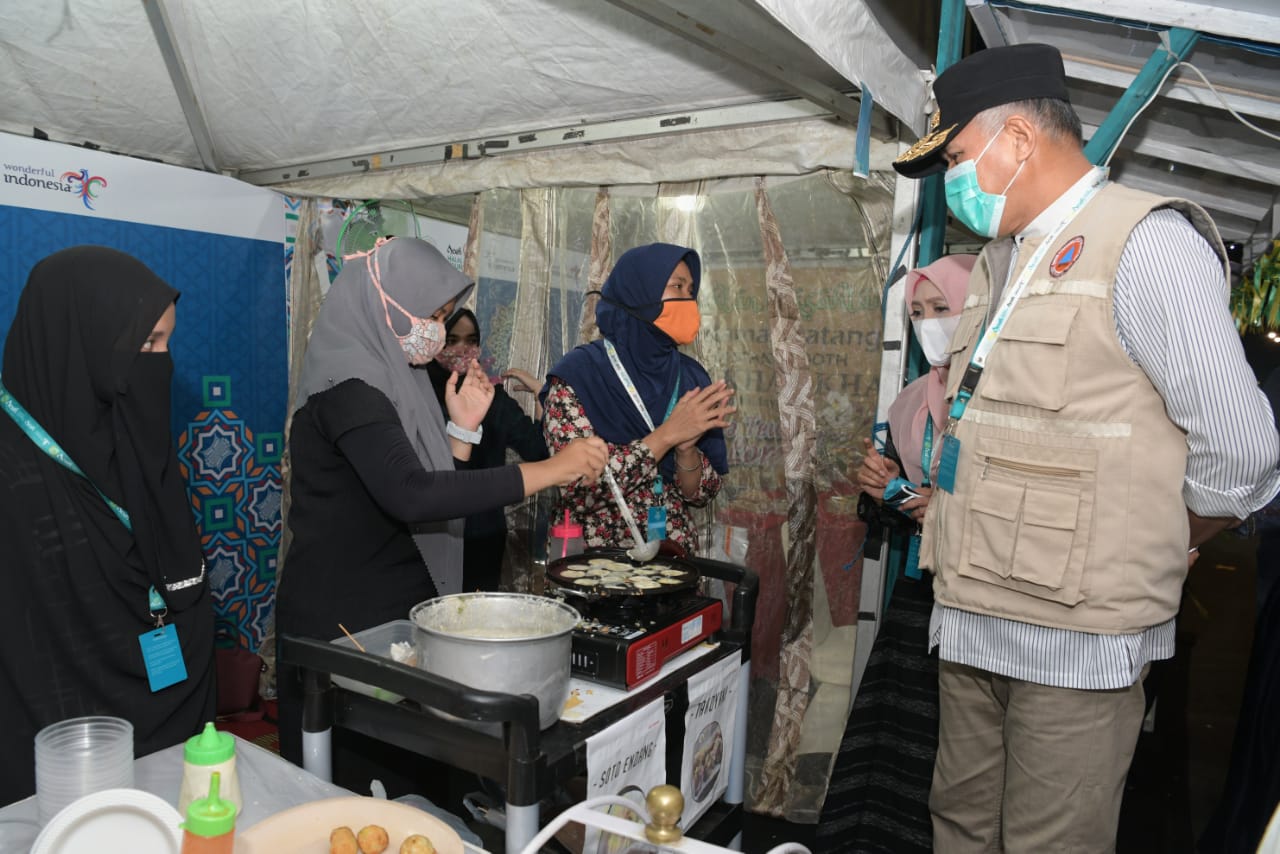 Dyah Kunjungi Festival Ramadhan di Taman Budaya