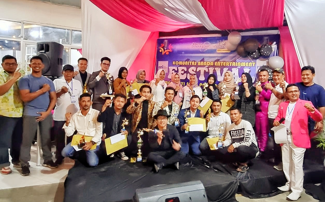 Berlangsung Sehari, Ini Pemenang Festival Menyanyi 3 Genre Musik Komunitas Banda Entertainment