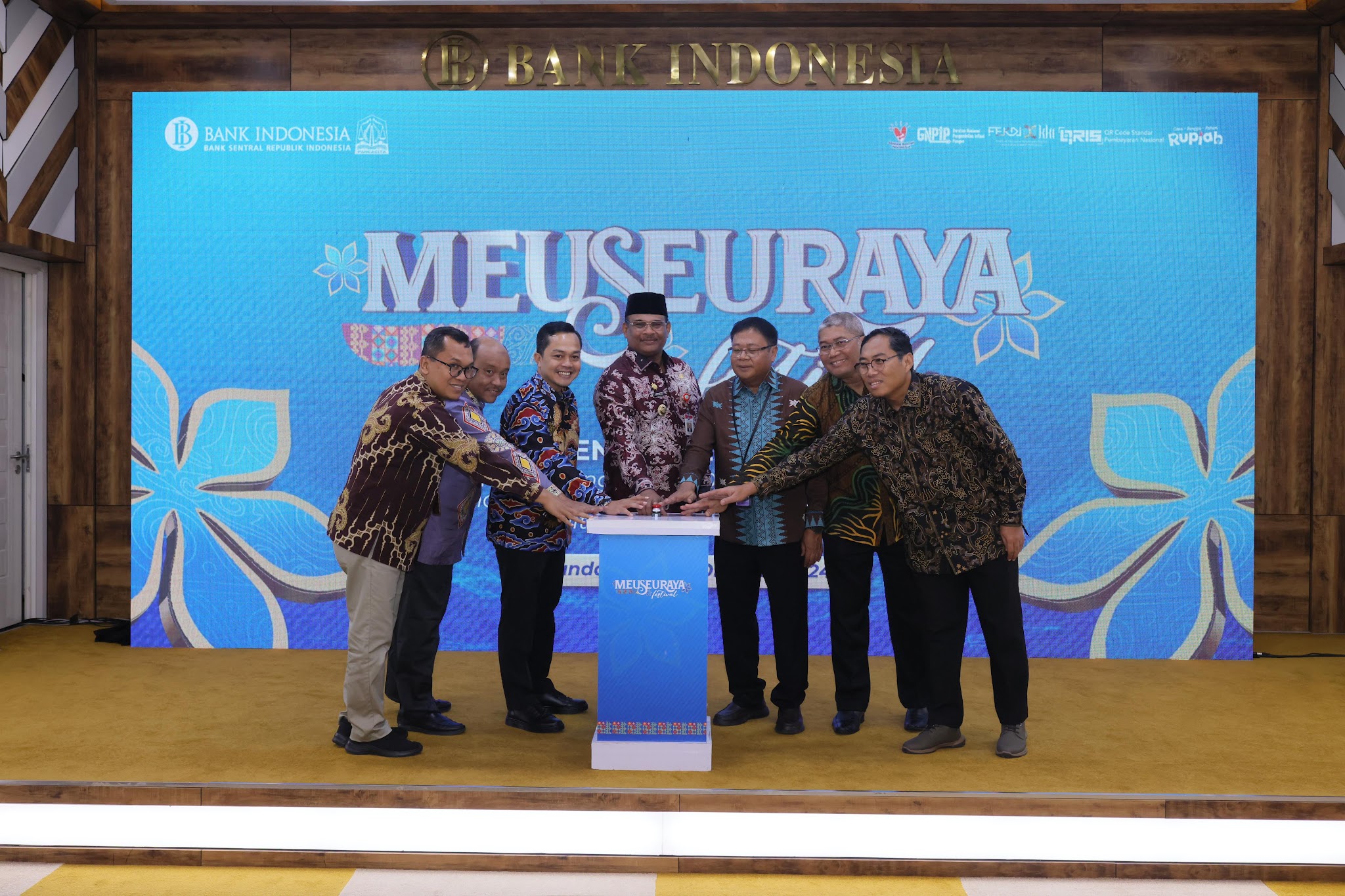 PJ Gubernur Aceh Buka Meuseuraya Festival, Dorong UMKM Naik Kelas