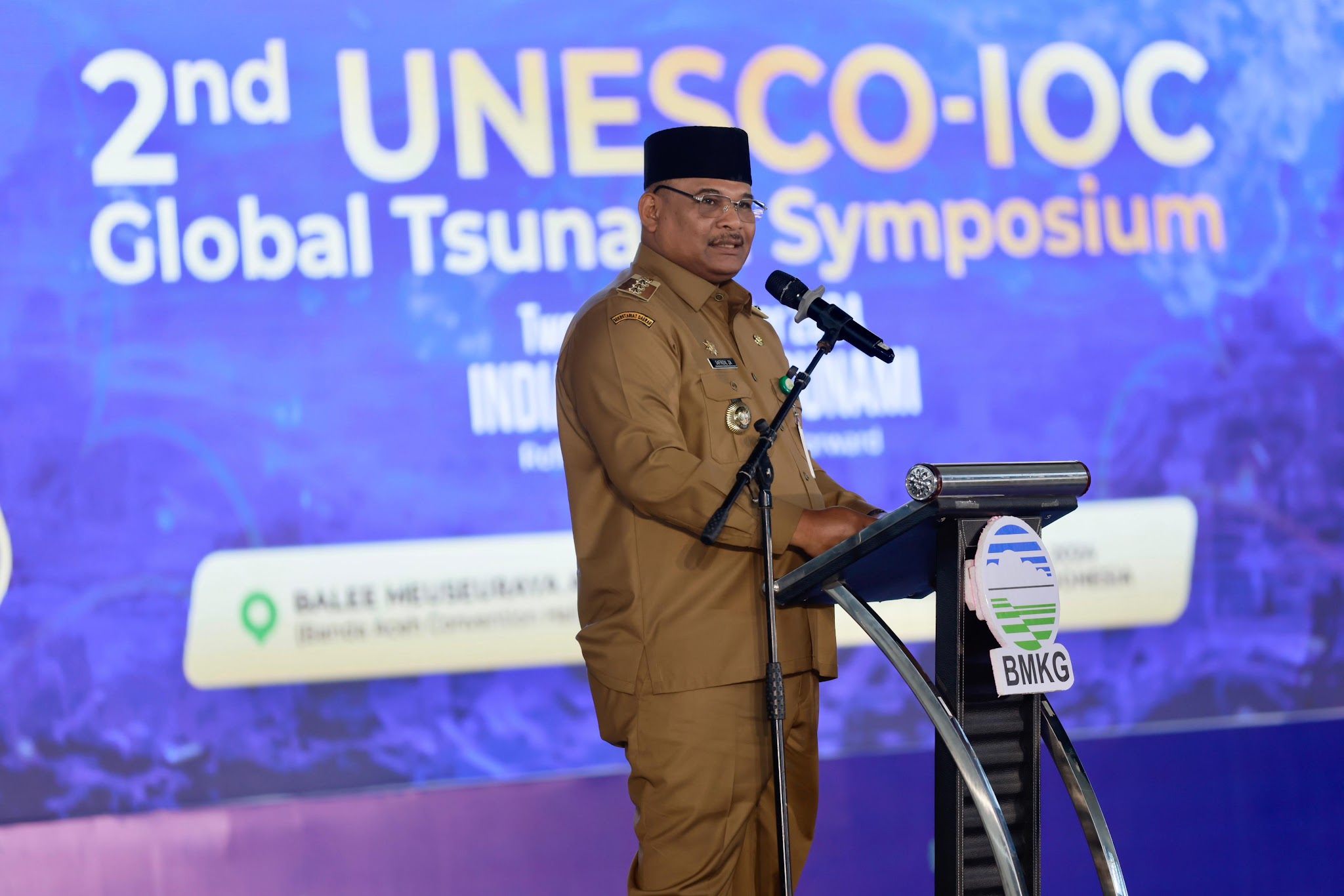 Pj Gubernur Safrizal Ajak Dunia Perkuat Peringatan Dini Tsunami di Simposium UNESCO