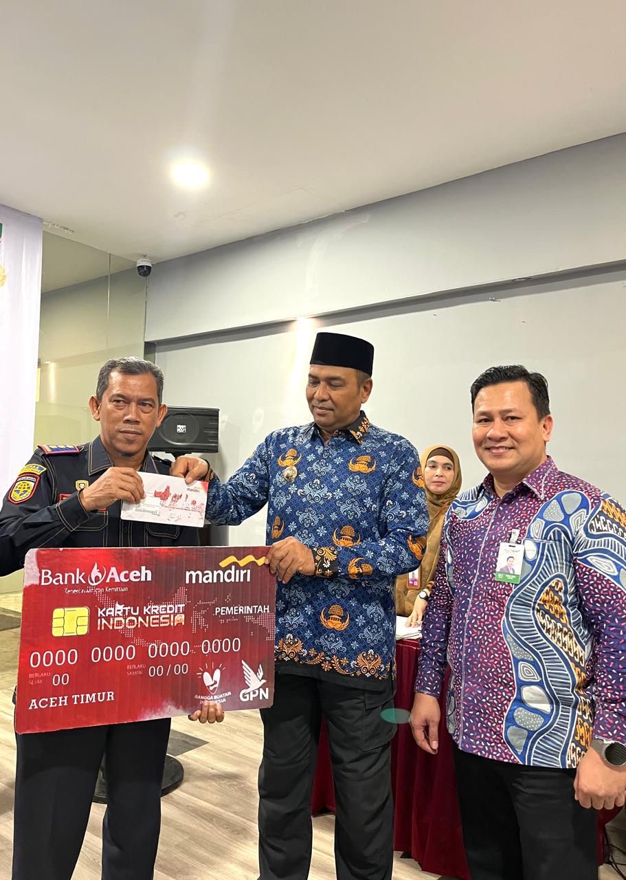 Bank Aceh Cabang Idi Lakukan Sosialisasi dan Penyerahan KKPD Kepada Pemkab Aceh Timur