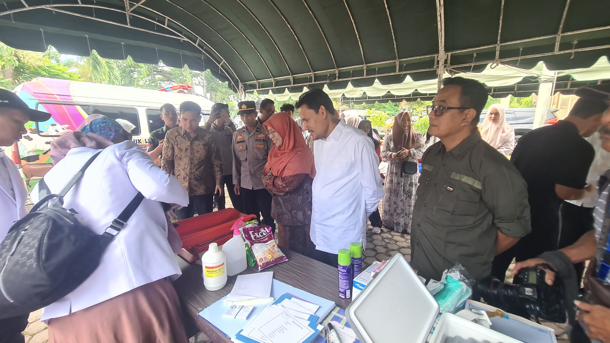 Pemerintah Aceh Luncurkan Klinik Hewan Keliling dan Dokter Hewan Masuk Gampong
