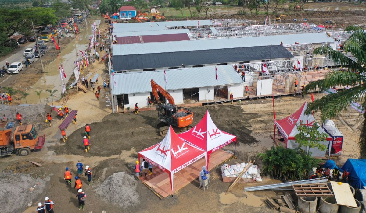 Proses pembangunan huntara di Aceh Tamiang, pada Senin (29/12/2025). (Foto: Dok. Hutama Karya).