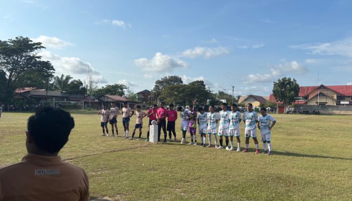 Kapolsek Singkil Resmi Buka Turnamen Sepakbola Alumni Cup 2026, 16 Klub Ikut Berpartisipasi