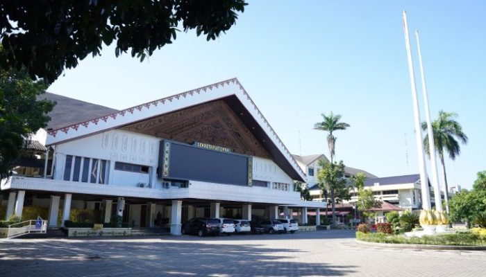 DPRA Tetapkan Prolega Prioritas Aceh 2025 dalam Rapat Paripurna