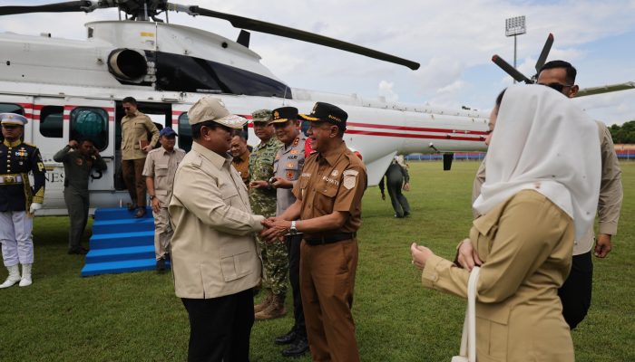 Prabowo: Inovasi Genteng dari Sampah di Banyumas Bisa Hemat Biaya Renovasi Rumah