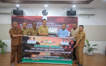 Pemkab Pulau Buru Kirim 2.000 Botol Minyak Kayu Putih untuk Korban Bencana di Aceh