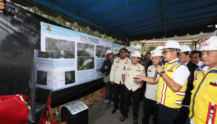 Tito Karnavian Tinjau Lokasi Bencana di Aceh Tengah dan Bener Meriah, Pemerintah Siapkan 3 Skema Hunian