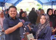 Reses di Meuraxa dan Kuta Raja, Daniel A Wahab Serap Aspirasi dan Bagikan Sembako