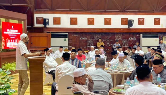 Mualem Gelar Silaturahmi Ulama dan Umara di Meuligoe Gubernur, Perkuat Sinergi untuk Aceh Islami
