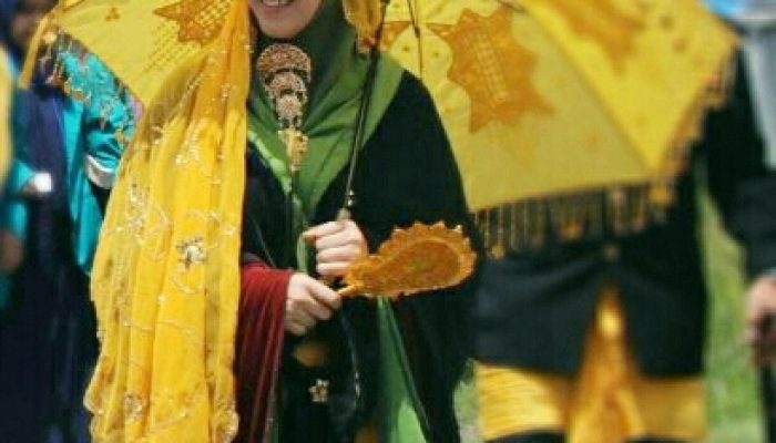 Cut Putri Minta Pemerintah Pugar Seluruh Situs Makam Bersejarah di Gampong Pande