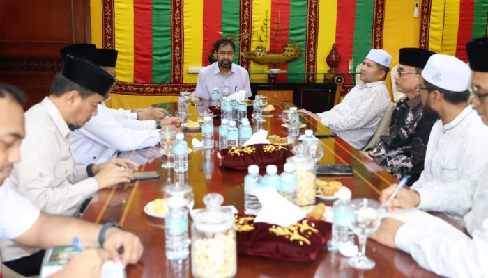 Mualem Terima Silaturahmi MPU Aceh, Bahas MTQ Nasional 2028 hingga Tambang Ilegal