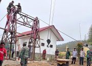 TNI Bangun Jembatan Gantung di Dabun Gelang