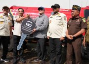 Tito Serahkan Fire Hawk Multifungsi untuk Pemkab Bener Meriah, Perkuat Layanan Kebencanaan dan Pemadam Kebakaran
