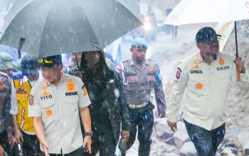 Mendagri Apresiasi Swadaya Warga, Jembatan Enang-Enang Akan Diperkuat Pemerintah