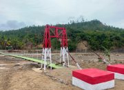Pembangunan Jembatan Perintis Reje Payung Tuntas, Safrizal Acungkan Jempol untuk Prajurit TNI