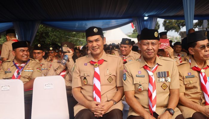 Sekda Aceh M. Nasir Syamaun Terima Lencana Melati dari Menpora Erick Thohir