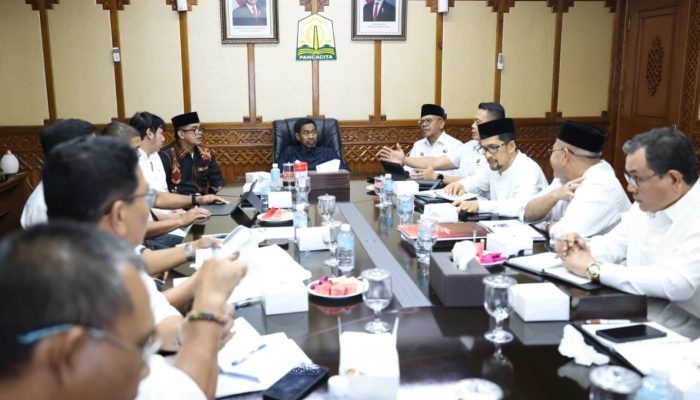 Mualem Percepat Penyediaan Lahan Reintegrasi GAM dan Penataan HGU Aceh