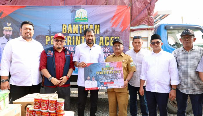 Mualem Tinjau Pemulihan Pascabencana Aceh Tamiang, Salurkan Bantuan Pertanian hingga Pendidikan