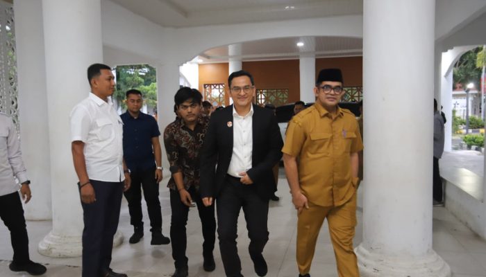 Pj Sekda Aceh Buka Rakernas XX BEM SI 2026, Mahasiswa Diajak Kawal Pembangunan